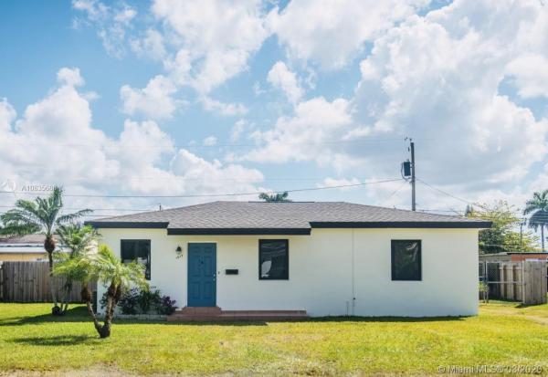 Johnscott, 1017 NE 4th Ave, Homestead, Florida 33030, image 2