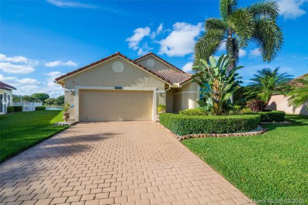 Port Cayman, 10532 Plainview Cir, Boca Raton, Florida 33498, image 2