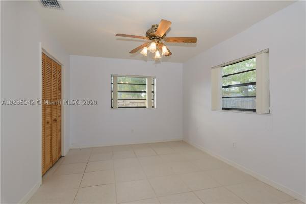 15962 SW 104th Ave, Palmetto Estates, Florida 33157, image 3