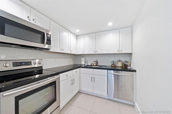 Alca, 5838 SW 74th Ter #302, South Miami, Florida 33143, image 2
