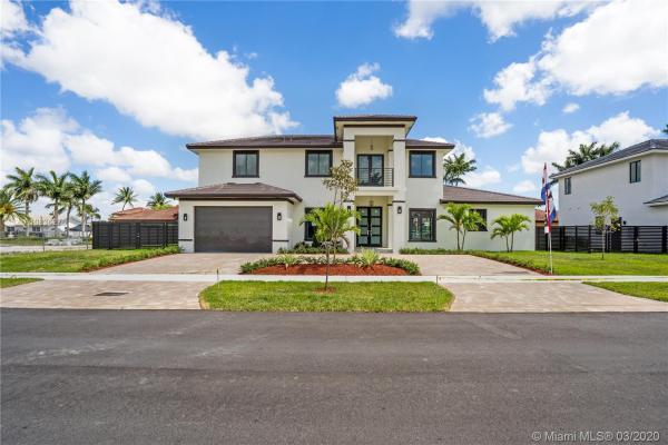 2845 SW 137th Path, Tamiami, Florida 33175, image 2