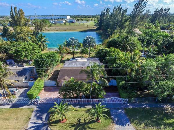12930 SW 268th St, Unincorporated Dade County, Florida 33032, image 2