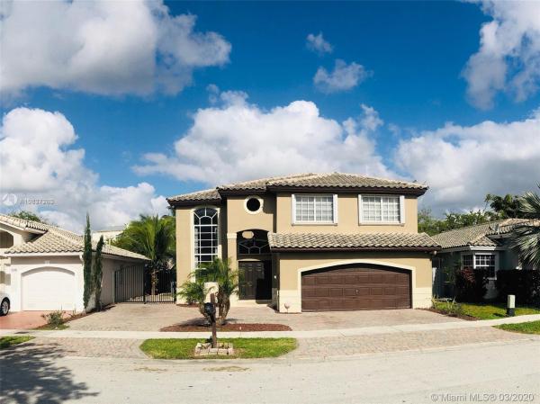 Highlands At Kendall, 9434 SW 156th Pl, The Hammocks, Florida 33196, image 2