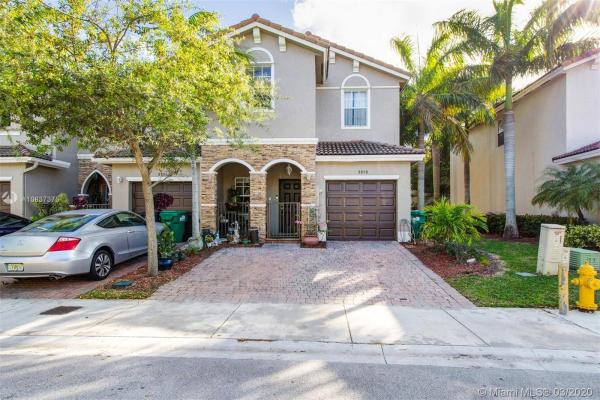 The Cove At Isles Of Bayshore, 8898 SW 225th St, Cutler Bay, Florida 33190, image 2