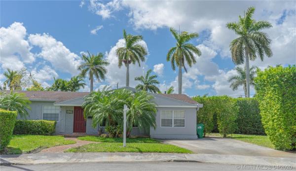 Darlington Manor, 9620 SW 58th St, Sunset, Florida 33173, image 2
