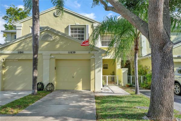 Amaretto, 11839 SW 99th St #11839, Kendall, Florida 33186, image 2