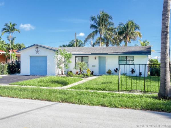 Sunset Isles, 2801 Cleveland St, Hollywood, Florida 33020, image 2