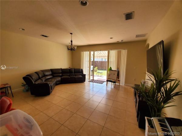 Spicewood, 23914 SW 107th Pl, Princeton, Florida 33032, image 2