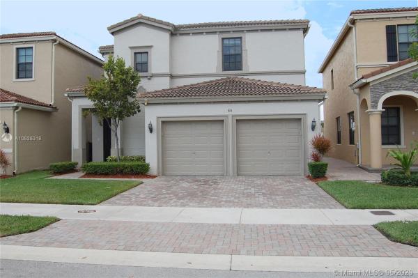 Champion Lakes, 616 NE 191st St, Ives Estates, Florida 33179, image 2