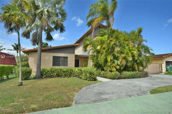 Torres Tower, 8761 SW 56th St, Olympia Heights, Florida 33165, image 2
