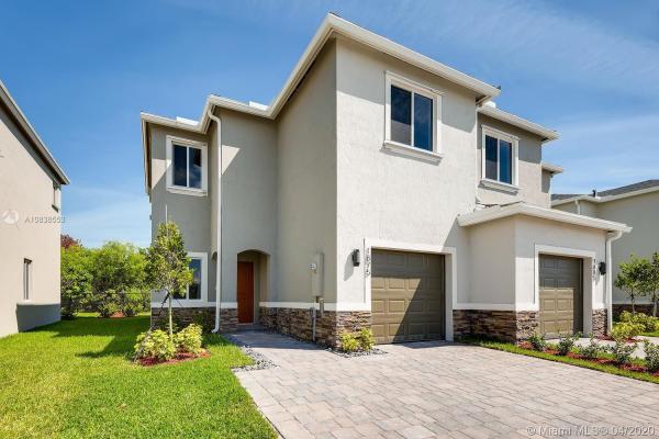 Palms At Bella Vista, 1781 SE 8th Pl, Homestead, Florida 33034, image 2