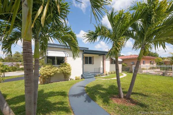 1101 NE 111th St, Unincorporated Dade County, Florida 33161, image 2
