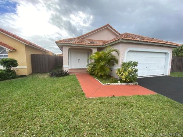Meadow Homes, 15320 SW 52nd Ter, Kendall West, Florida 33185, image 2