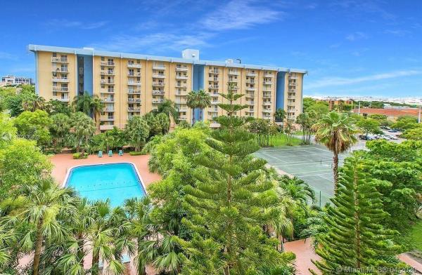 Yolanda Villas, 4550 NW 9th ST #106E, Miami, Florida 33126, image 2