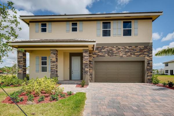 19815 SW 132nd Ct, Three Lakes, Florida 33177, image 2