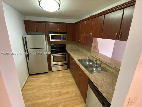 Lago Del Rey, 8510 SW 149th Ave #1114, Kendall West, Florida 33193, image 1