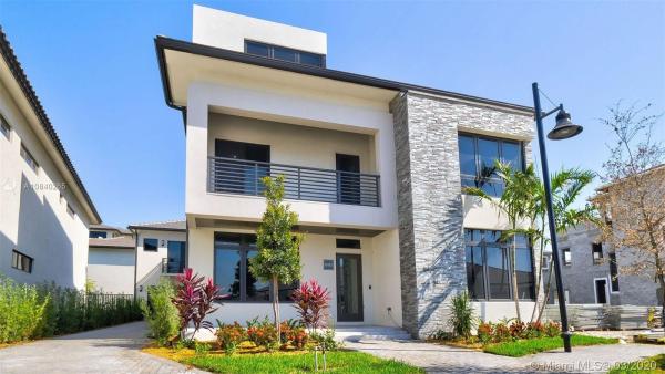 8185 NW 47th Ter, Doral, Florida 33166, image 2