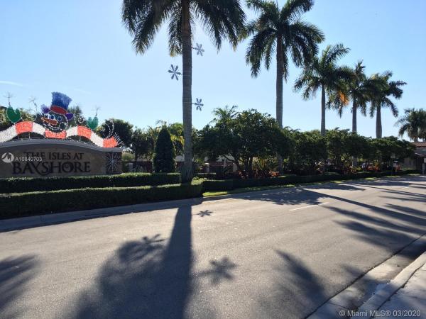 The Courts At Isles Of Bayshore, 22801 SW 88th Pl #301, Cutler Bay, Florida 33190, image 2