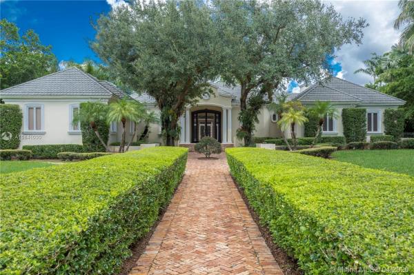 Snapper Creek Lakes, 5577 Arbor Ln, Coral Gables, Florida 33156, image 2