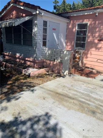 10417 NW 6th Ave, Unincorporated Dade County, Florida 33150, image 2
