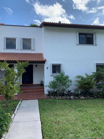 Villa Venezia, 1491 SW 124th Ct #8-F, Tamiami, Florida 33184, image 2