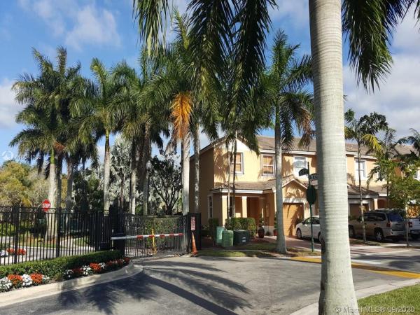 Floridian Isles South, 917 NE 42nd Ave, Homestead, Florida 33033, image 2
