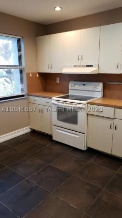 Deerwood Townhomes, 12708 SW 151st Ln, Three Lakes, Florida 33186, image 2