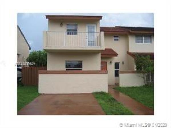 Twin Chalets At International Gardens, 11783 SW 14th St #A, Tamiami, Florida 33184, image 2