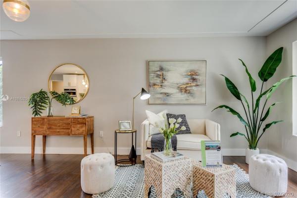 Coconut Grove, 331 Romano Ave, Coral Gables, Florida 33134, image 2