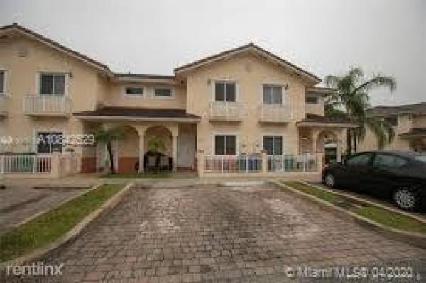 Tuscan Lake Villas, 18057 NW 74th Path #18057, Country Club, Florida 33015, image 2