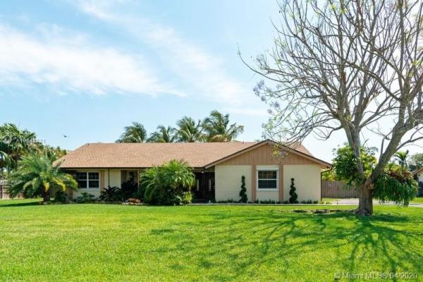 Westbury Estates, 1482 NW 20th St, Homestead, Florida 33030, image 2