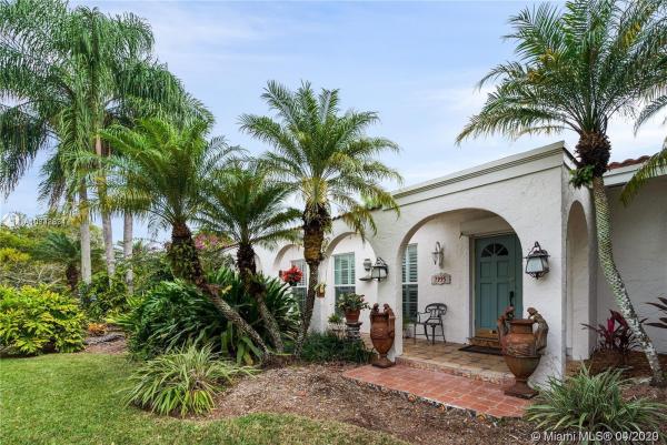 Delphi, 7995 SW 73rd Pl, Glenvar Heights, Florida 33143, image 2