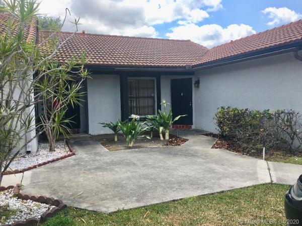 Village Homes At Lakes Of The Meadow, 15230 SW 45th Ter #H-53, Kendall West, Florida 33185, image 2