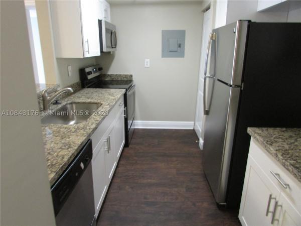 The Grand, 1717 N Bayshore Dr #A-3352, Miami, Florida 33132, image 3