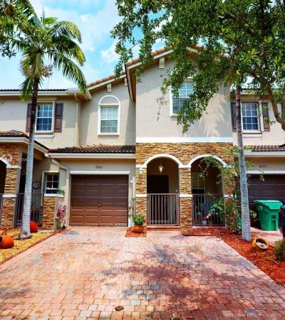 The Cove At Isles Of Bayshore, 8961 SW 225th St #8961, Cutler Bay, Florida 33190, image 2