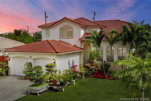 Poinciana Parc, 13701 N Garden Cove Cir, Davie, Florida 33325, image 2