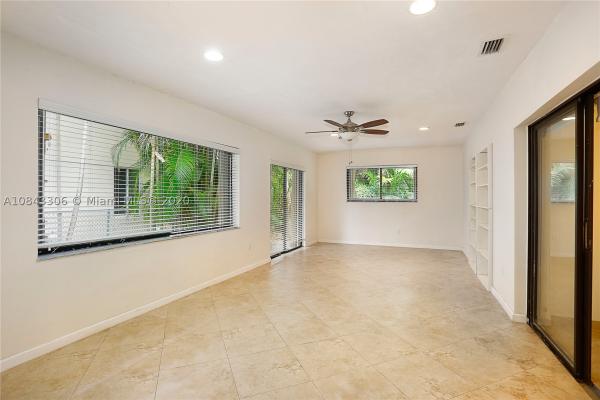 Riviera, 6907 Trionfo St, Coral Gables, Florida 33146, image 2