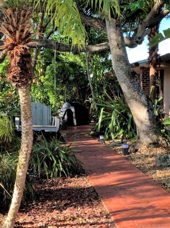 Whispering Pines Estates, 18731 SW 85th Ave, Cutler Bay, Florida 33157, image 2