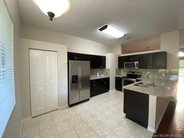 Dunwoodie At Keys Gate, 2810 Dunwoodie Pl, Homestead, Florida 33035, image 2