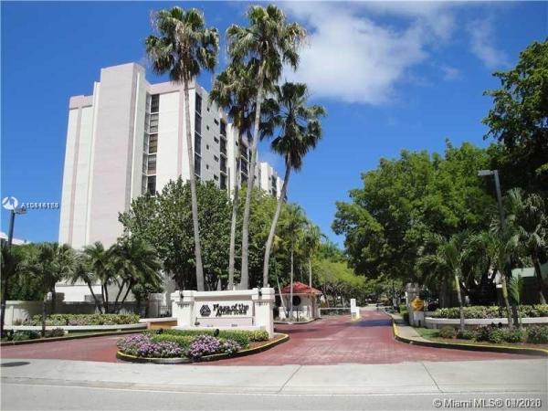 Plaza Of The Americas, 17021 N Bay Rd #808, Sunny Isles Beach, Florida 33160, image 2