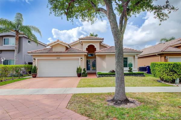 The Mansions, 16610 SW 101st Ter, The Hammocks, Florida 33196, image 2