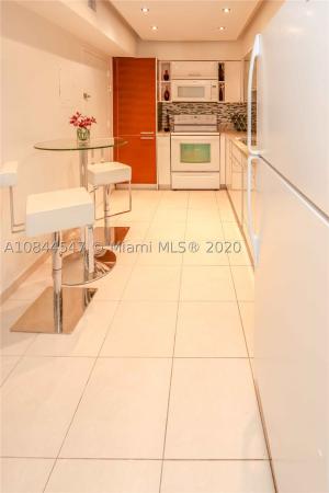 The Carriage Club, 5001 Collins Ave #16E, Miami Beach, Florida 33140, image 3
