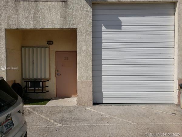 13806 SW 142nd Ave, Country Walk, Florida 33186, image 1