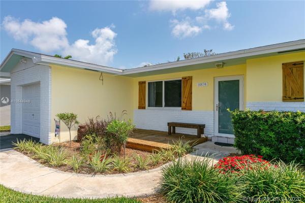 Whispering Pines Park, 8874 SW 196th Ter, Cutler Bay, Florida 33157, image 2