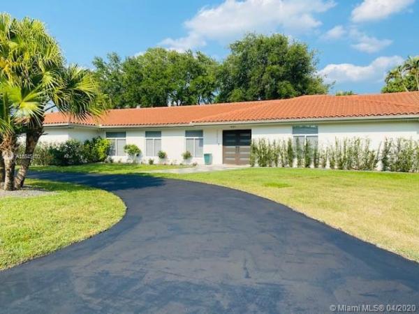 13915 SW 102nd Ct, Kendall, Florida 33176, image 2