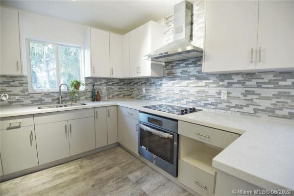 Isle Of Normandy, 1816 71st St, Miami Beach, Florida 33141, image 2