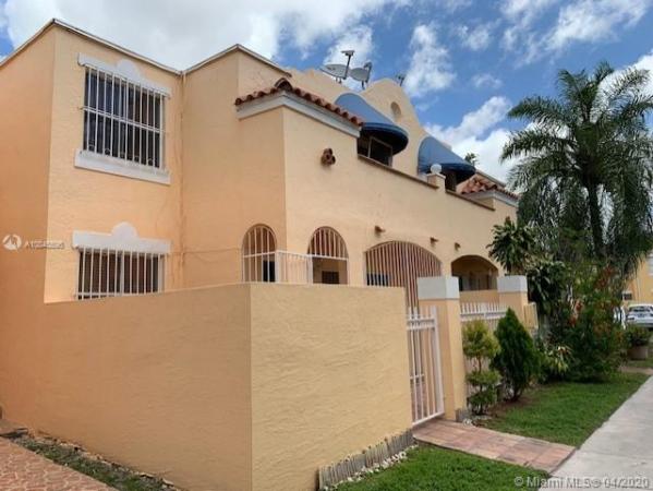 Gables Townhomes, 8580 NW 5th Ter #1604, Fountainebleau, Florida 33126, image 2
