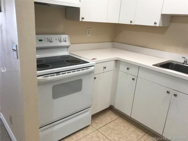 Cypress Creek Villas Of Coral Springs, 11360 Royal Palm Blvd, Coral Springs, Florida 33065, image 2
