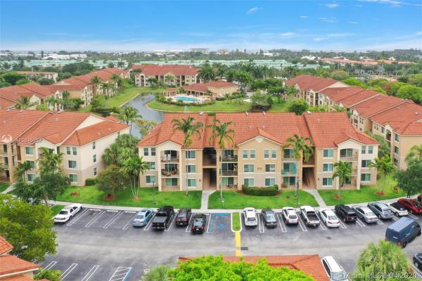 Mirabella Villas, 717 Villa Cir, Boynton Beach, Florida 33435, image 2