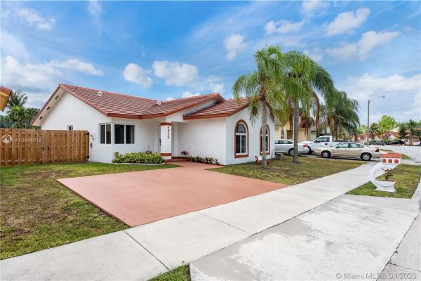 Americas At Miller, 4835 SW 142nd Pl, Kendale Lakes, Florida 33175, image 2